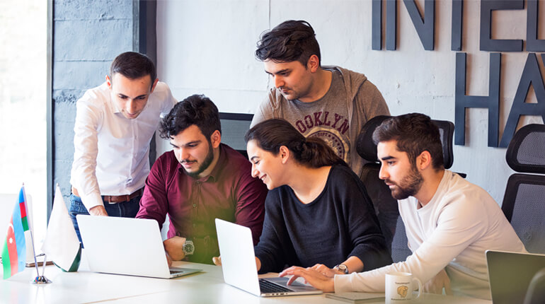 Headless Magento development with modern frameworks